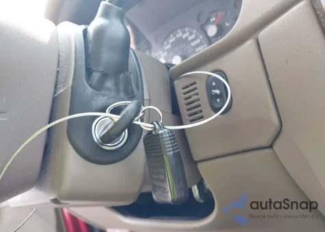 2005 Ford Explorer Eddie Bauer из США, поврежденный, VIN 1FMDU74W25UB35392